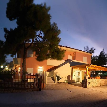 Epavlis Apartments Porto Heli Ngoại thất bức ảnh