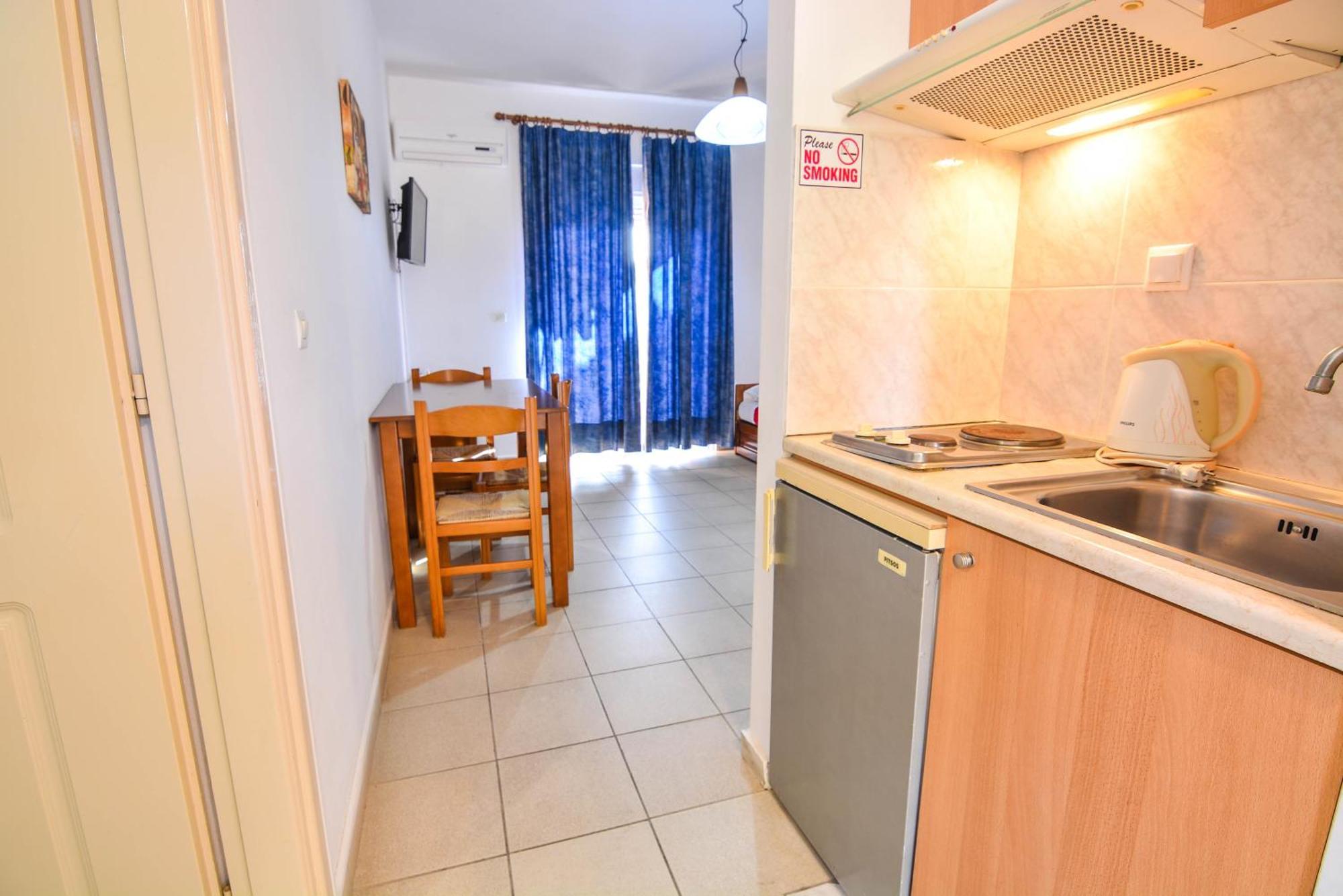 Epavlis Apartments Porto Heli Ngoại thất bức ảnh