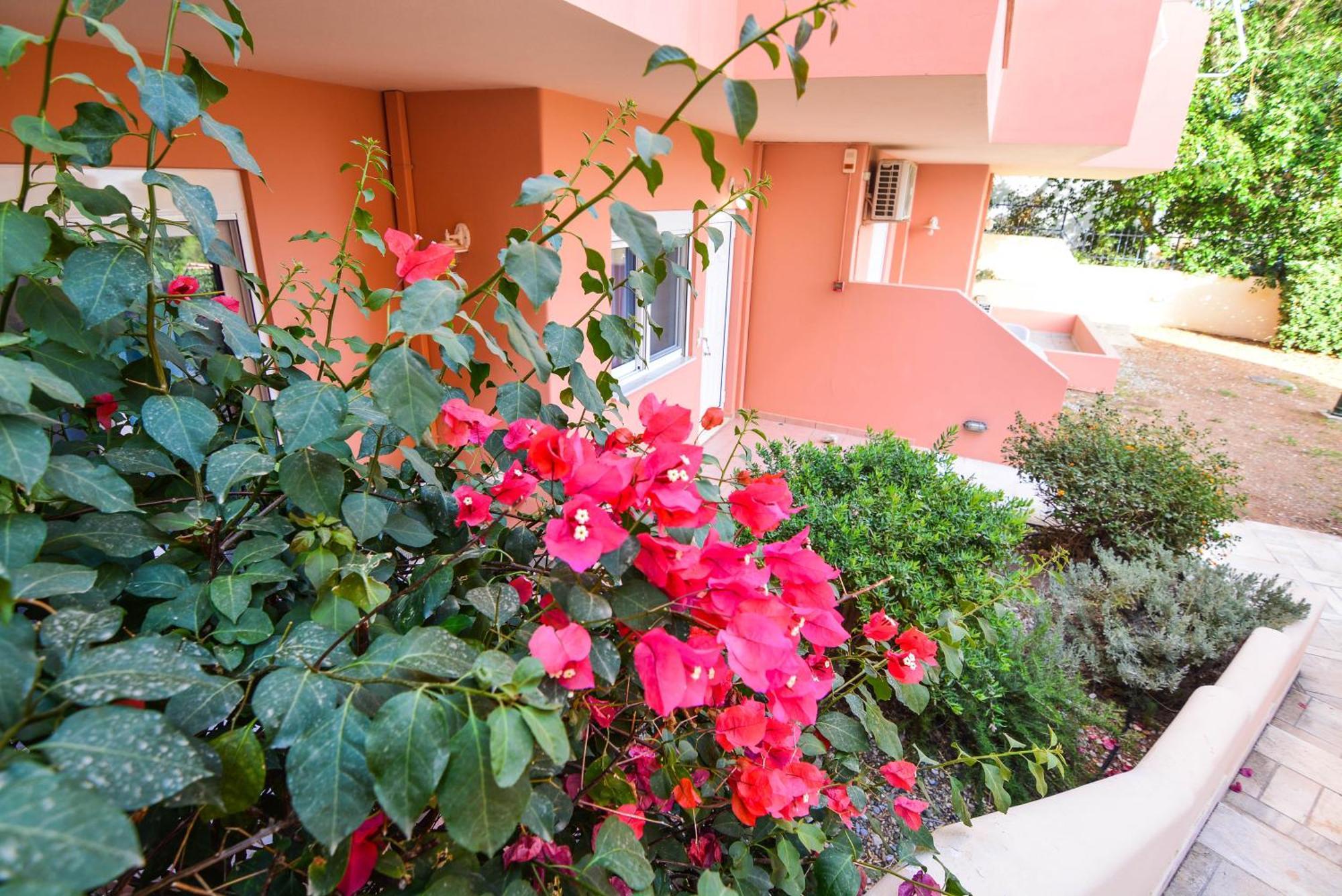 Epavlis Apartments Porto Heli Ngoại thất bức ảnh