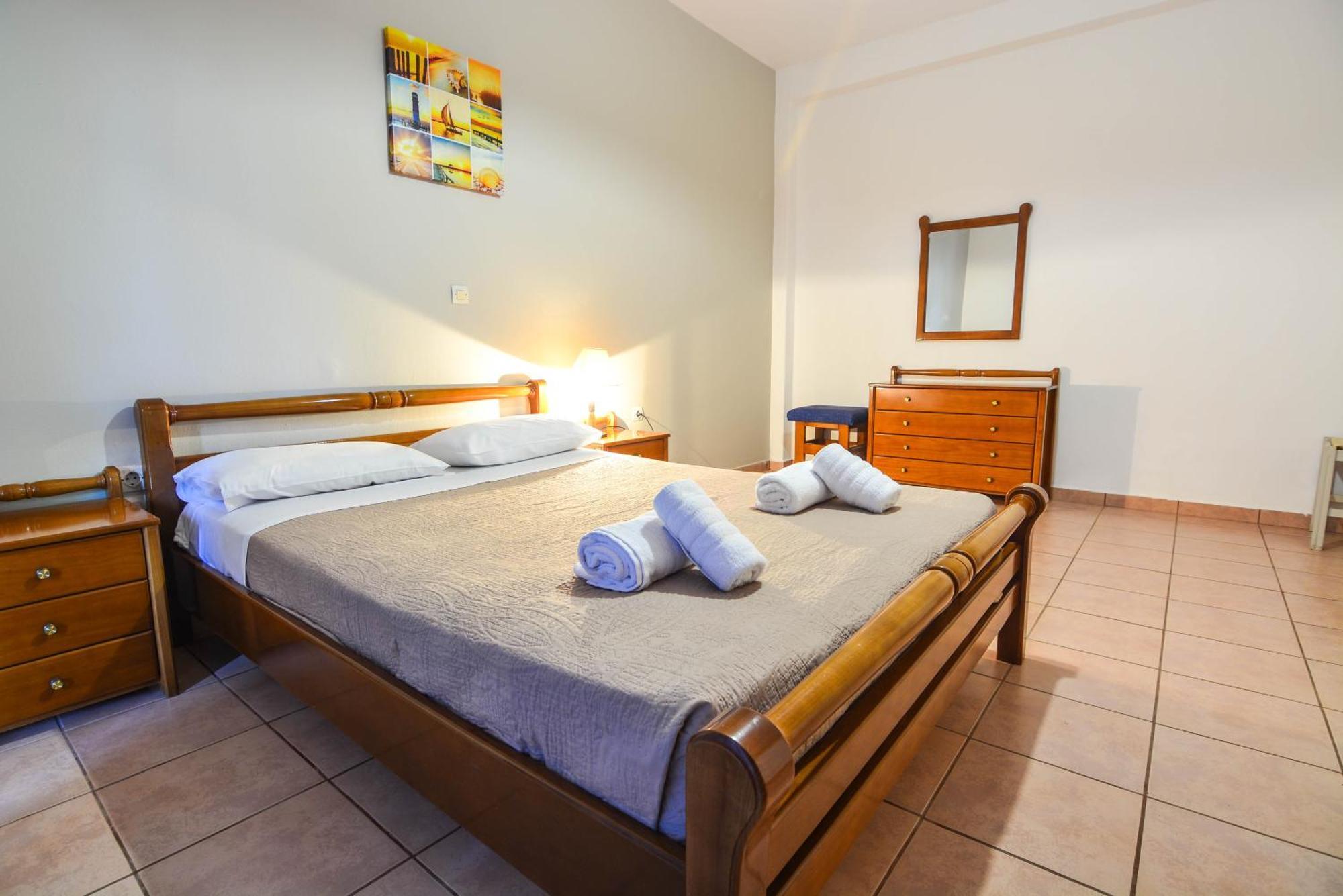 Epavlis Apartments Porto Heli Ngoại thất bức ảnh