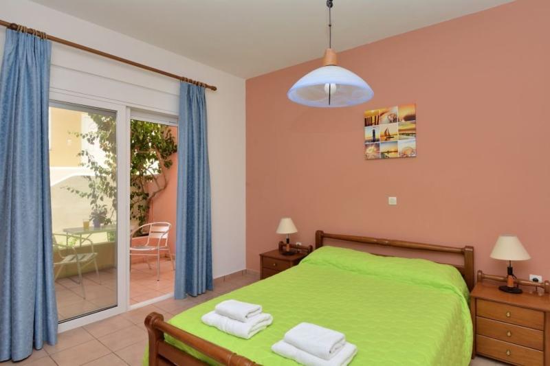 Epavlis Apartments Porto Heli Ngoại thất bức ảnh